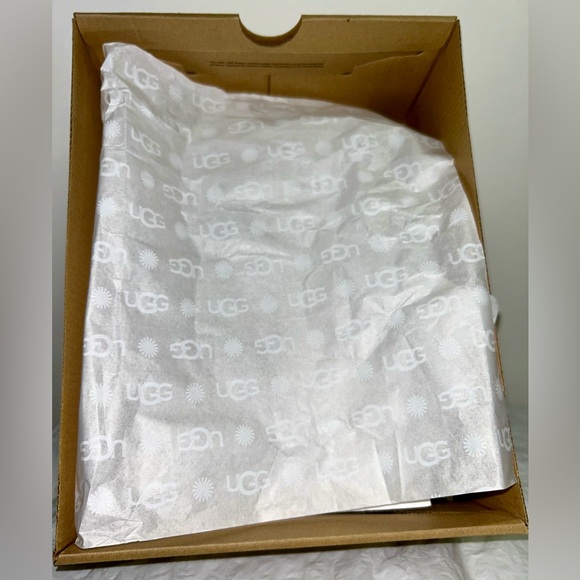 UGG Box 2 pc Empty Shoes Gift Storage Replacement mini boots booties - Picture 5 of 5